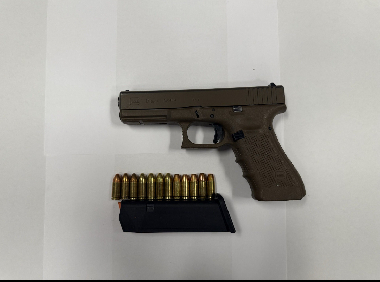 NYPD113Pct's tweet photo. Great team work by the 113 Precinct Neighborhood Safety Team (NST) this past Sunday ! The NST officers chased down the fleeing perpetrator, and arrested him with this firearm. #onelessgun #PBQS https://t.co/nZaXVAwIP3
