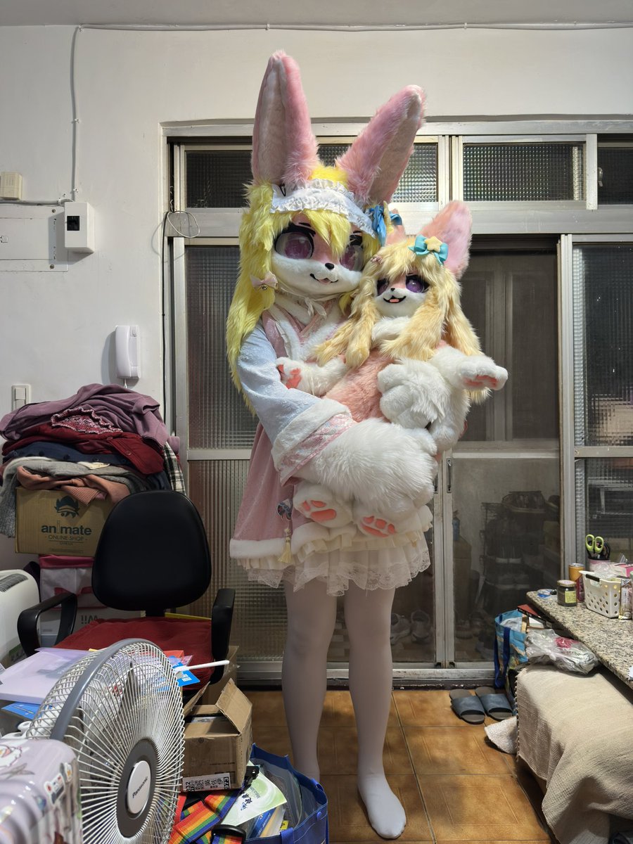 姍妮可愛的大兔寶寶

乖乖寶寶睡💤

🧸🪡：<a href="/PuppyTales1010/">Puppy Tales Studio</a> 

#FursuitEveryday #獸裝