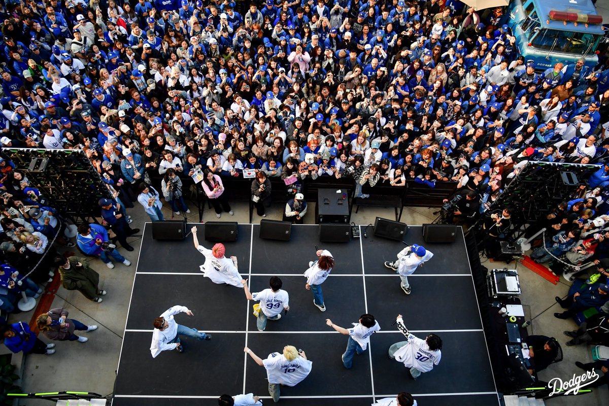 Los Angeles Dodgers tweet media