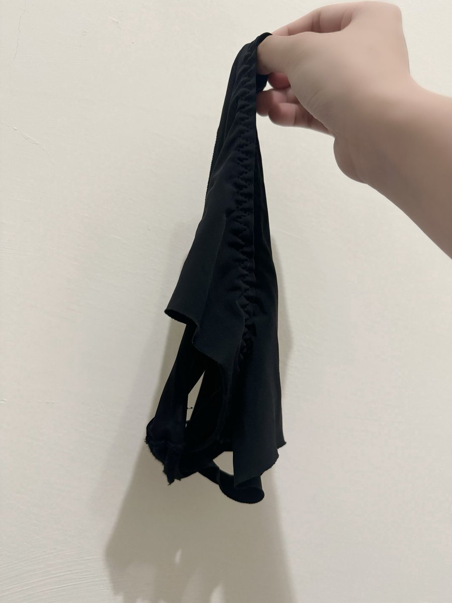 Nn49647's tweet photo. 《抽獎文》

為了讓更多人能看到Nn
今天來辦一個小小的抽獎٩(˃̶͈̀௰˂̶͈́)و

⭐️此篇文章按讚+留言+轉發
⭐️免費抽黑色小丁*1 （內褲+穿照）
⭐️時間到4/20 中午12:00截止

再麻煩寶貝們幫我衝衝人氣了🥺
剛才內容沒打���楚刪文重發！ https://t.co/6DbAD0QRnP