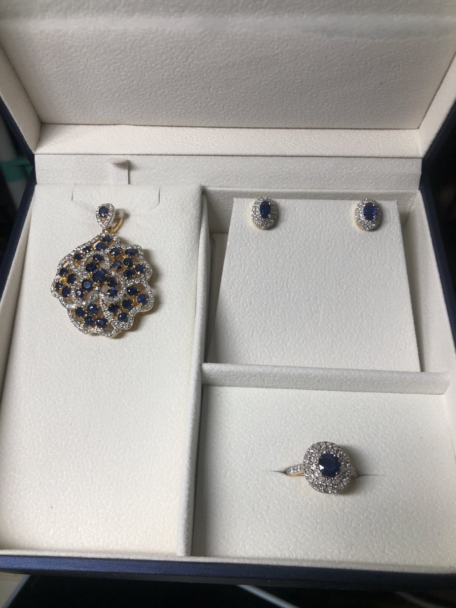 WeLoveGems's tweet photo. A set of #jewelry #Jewellery that were made with #Myanmar #Burma #natural #blue #sapphire #Mogok #gems #gemstones for my beloved #clients #cuatomers. https://t.co/EKSt9iE5rC