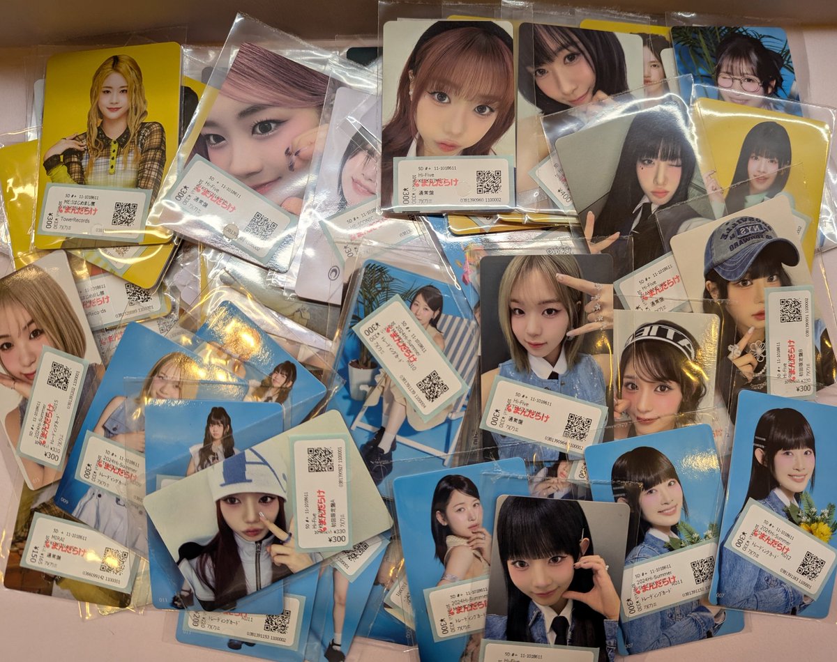 💖新入荷情報💖 ME:I のトレカ まとめて入荷しました‼️‼️ お写真以外