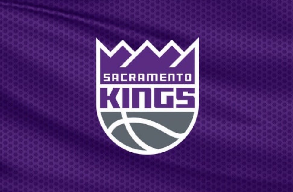 Go easy on your Sacramento friends tomorrow… it’s been a rough night for the Kings crew. 

But (and I mean this from the core of my being) how lucky are we to live in this amazing city with these die hard fans, and that beautiful arena… much to look forward to. 💜 #BeTheBeam