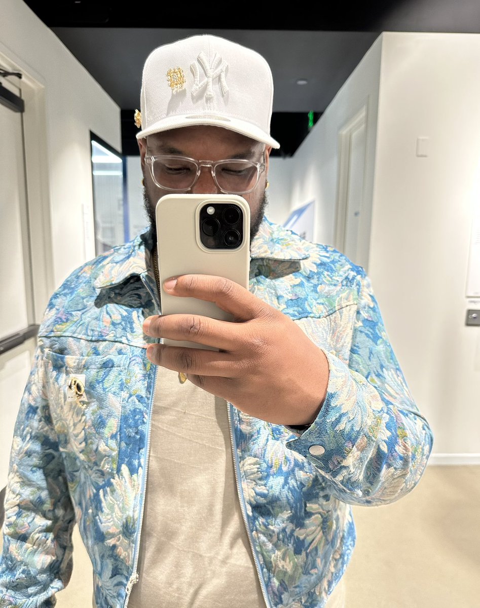 pierreralpheal's tweet photo. 33 .. nd Thriving 🎉🥳♈️ https://t.co/ZPqqZDiZSF