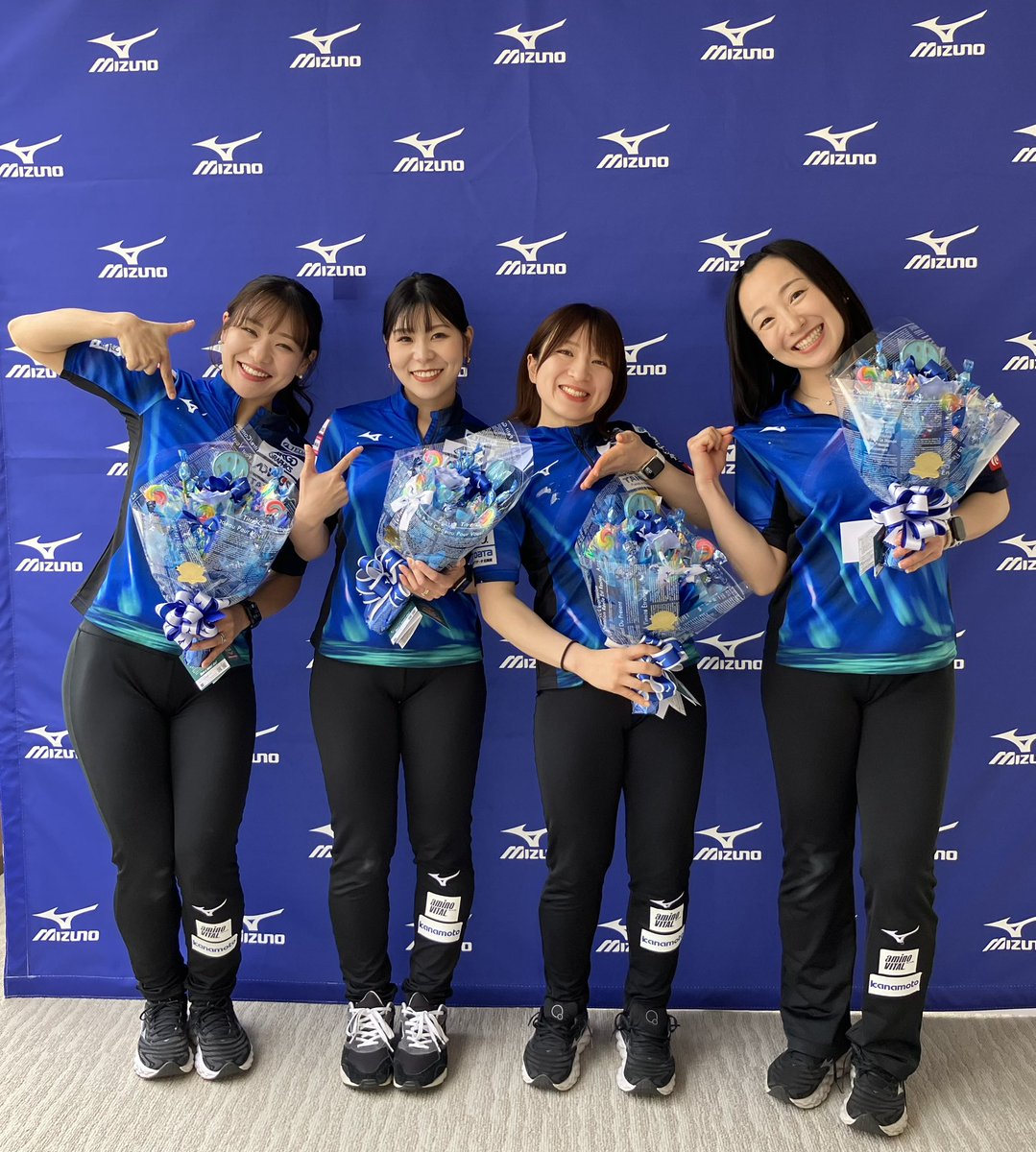 本日、カーリングのロコ・ソラーレの皆さんが東京本社に来社されました