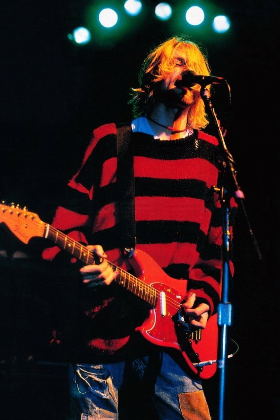 hourly kurt cobain (@hourly_cobain) on Twitter photo 