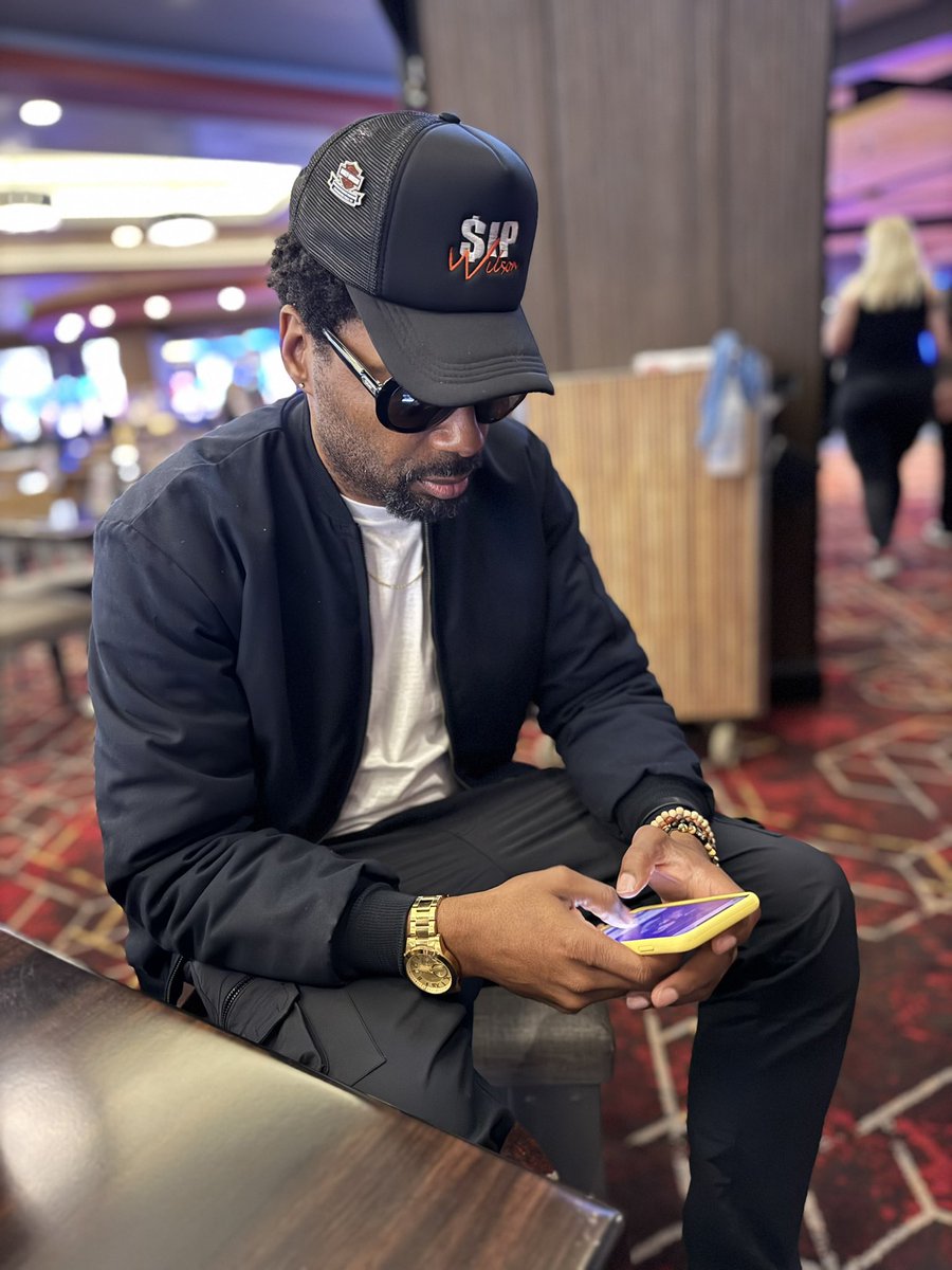 sip_store's tweet photo. Focused! #sipwilsonstore #sipwilsontruckerhat #trafficcheez https://t.co/BlvkmwQJwt
