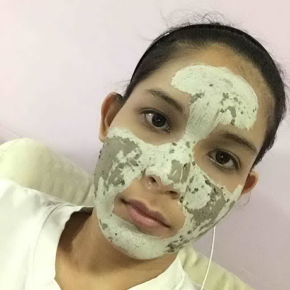 DinaAnX's tweet photo. สงกรานแดดแรงฟื้นฟูหนังหน้าหน่อยจะได้น่าเย็ดกะเขาบ้าง 🤤💦 https://t.co/foiIZaOlDT