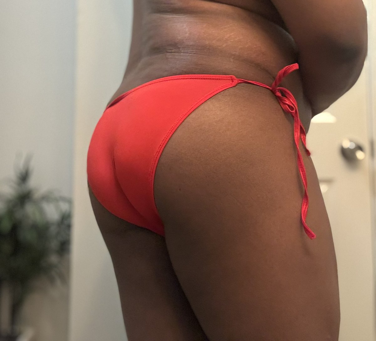 DaddyThickumsATL tweet media