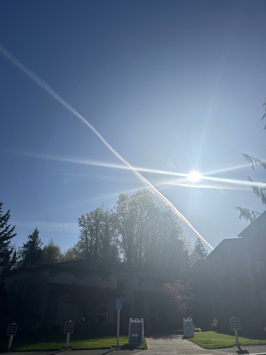 salyris's tweet photo. @RobertKennedyJc Please BAND all chemicals in the states and all who took part in this crime against humanity should be held accountable!☠️ 👇 Portland OR 🙏🙏🙏 https://t.co/A4XwknR5R9