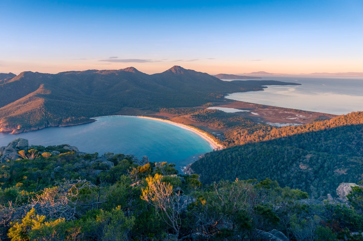 AutoEuropeAUNZ's tweet photo. Ready for an #adventure?

#Tasmania is calling! From breathtaking #coastal views to ancient rainforests, explore this stunning island at your own pace with a #car or #motorhome hire!

Pack your bags and hit the road 🏞️ https://t.co/TcEKXDqJpX