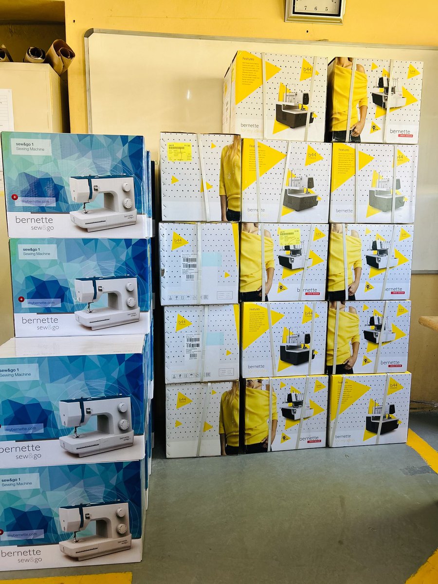 kayectrust's tweet image. 🧵 Thank You, Project Hope! 🙌
We’ve received 28 sewing machines (14 domestic + 14 overlocks) from Project Hope! This amazing donation will greatly boost our training. We’re truly grateful!
#ProjectHope #Gratitude #SewingSkills #KAYECJourney #BrightFutures
