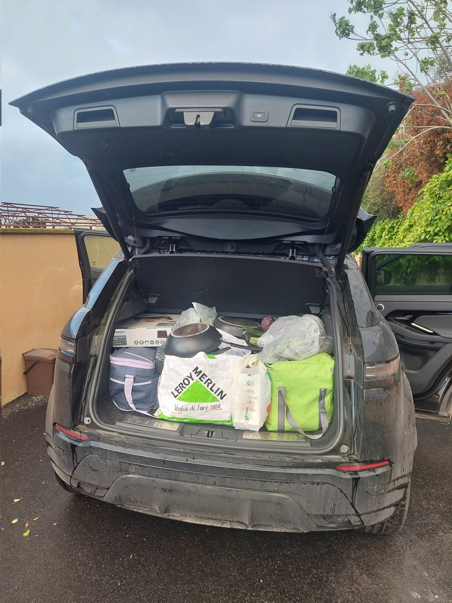 Se scoppia una guerra altro che zainetto della Von der Layen 😂😂😂