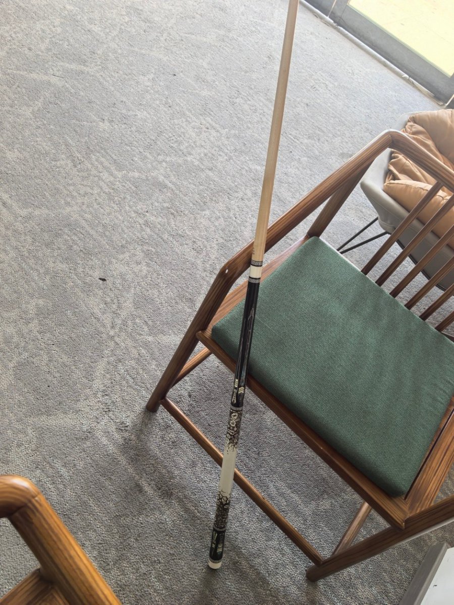 KonllenJ86968's tweet image. Konllen Dragon-1 ビリヤードキューは、ビリヤードを始めたばかりの私のような初心者にも使いやすいです。
このビリヤードキューは、とてもスムーズで反応が良く、すべてのショットが完璧にヒットします。
#konllen#プールキュー#プールスティック#ビリヤードキュー