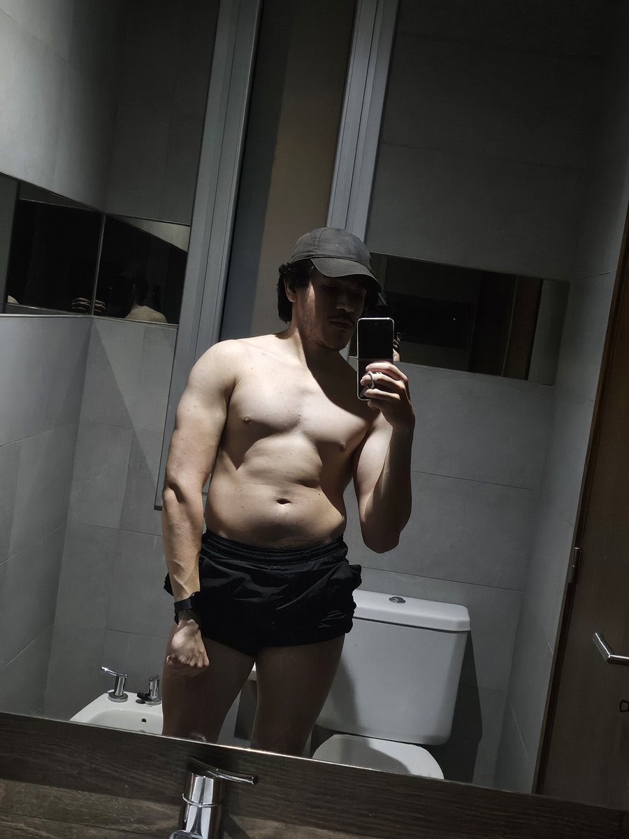 A little bit of gym progress 👀