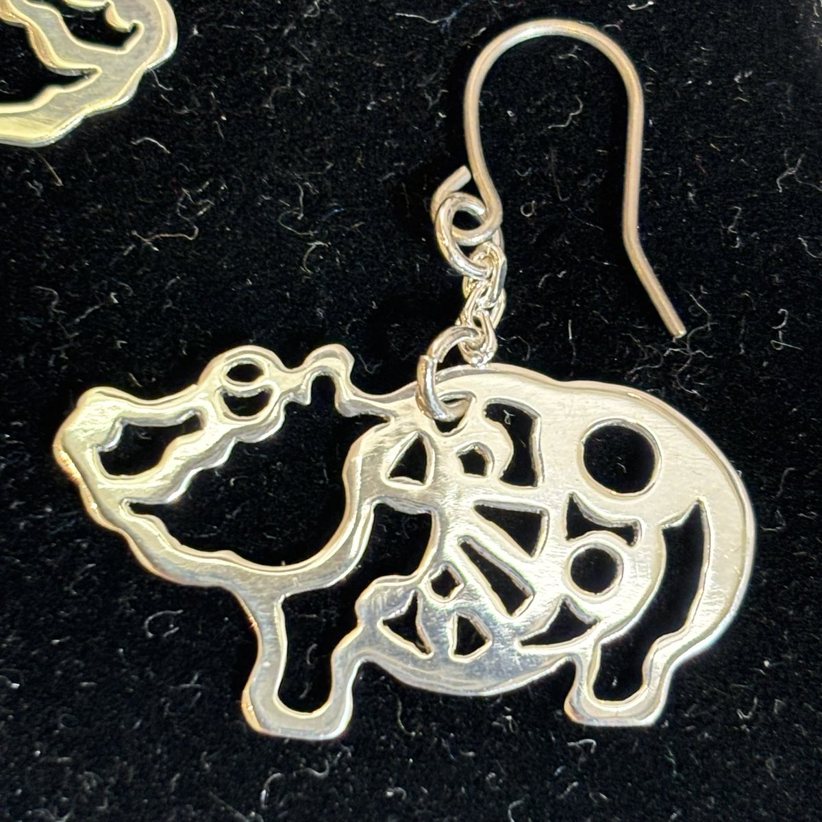 GALLERY HIPPO tweet media