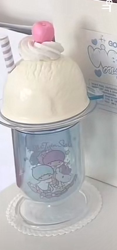 ada yang jual ini ga? tapi pink vers
