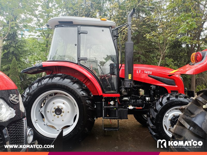 komatco's tweet image. 🚚 Delivered: LUTONG LT1404 Tractor to DRC 🇨🇩
Tough, powerful &amp;amp; field-ready! 🌿💪
Another successful handover supporting agriculture in Africa.
#TractorDelivery #LUTONG #DRC #AgriMachinery #HeavyDutyTractor