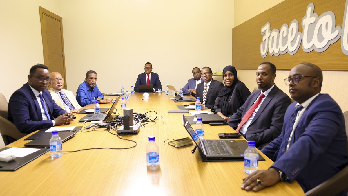 The CBS Board of Directors recently held its regular meeting and approved the 2024 audited financial statements with a clean opinion. They also renewed Sahal Mobile Money’s license(Golis Telecom), and reviewed CBS’s Q1 2025 financial reports and banking sector liquidity analysis.