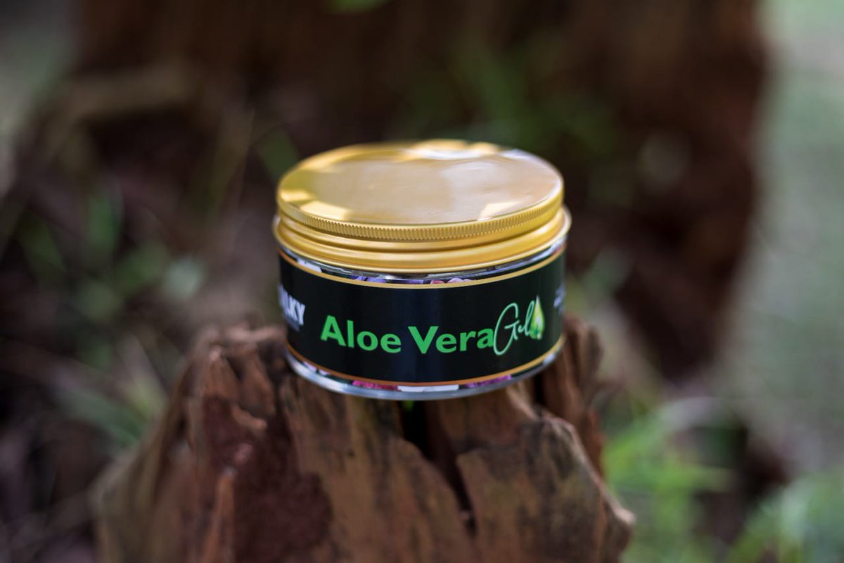 FCreations_'s tweet photo. Glow Naturally with Aloe Vera!
This plant-powered gel is a game-changer in your beauty routine:

For Skin:
Hydrates deeply, soothes sunburn, calms irritation, fades acne, and gives you that fresh, dewy glow.

For Hair:
Fights dandruff, soothes itchy scalp, boosts hair growth. https://t.co/j1Hg86vMC9