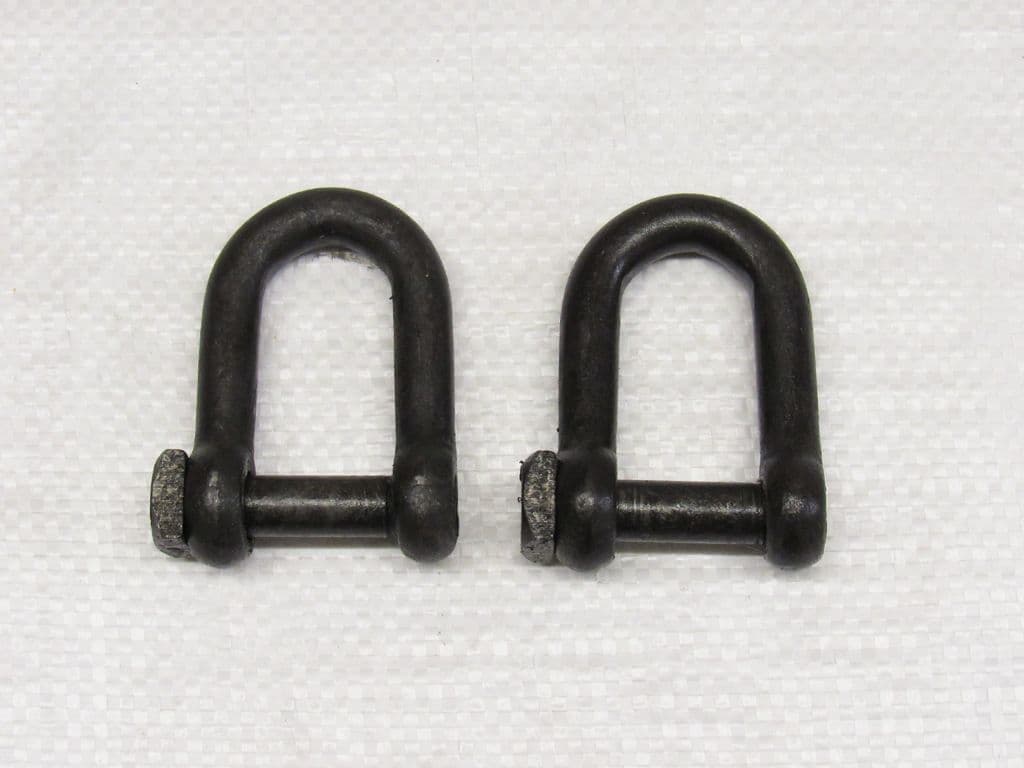 BACK IN STOCK - Self Colour Dee Shackles Square Head Pin 6MM X2

These Dee Shackles Can Be Great For Many Uses Such As On Trailers &amp; Trawlers.

securefixdirect.com/blogs/back-in-…