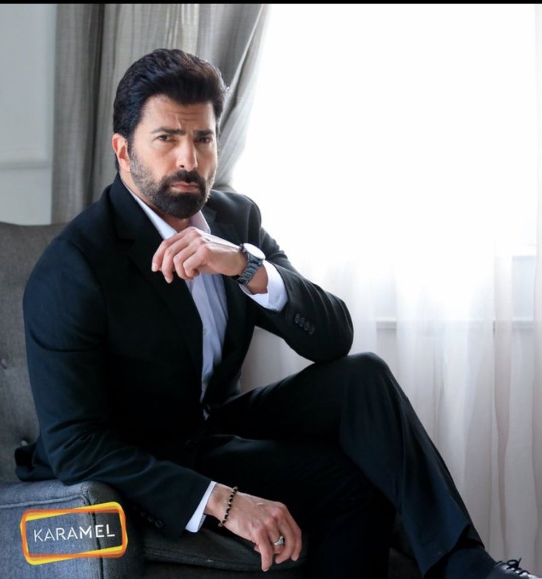 Karizma ve zarafetin kralı, sizi her zaman destekleyeceğiz

Orhun #Orhun
CenkTorun #CenkTorun