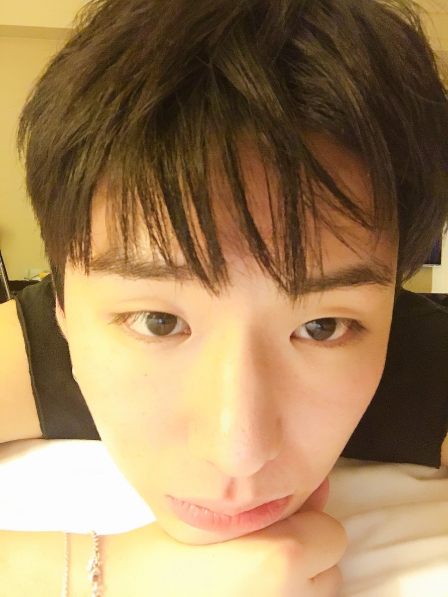 탐라에 계속 이사진이 도배됨.. 
숱한사진속에 오로지 이사진만이 누르는.. 음흉한 아줌마들의 버튼