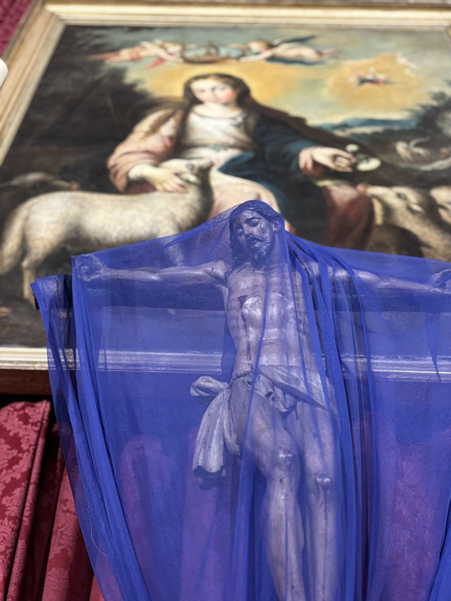 JUEVES SANTO | Todo dispuesto para la celebración del Oficio de la Cena del Señor esta tarde.
⛪️ Parroquia de la Divina Pastora
🕕 18:00 h.
🙏🏽 Hora Santa 19 h.

#capuchinos #divinapastora #PastoradeCapuchinos #SSantaSevilla25