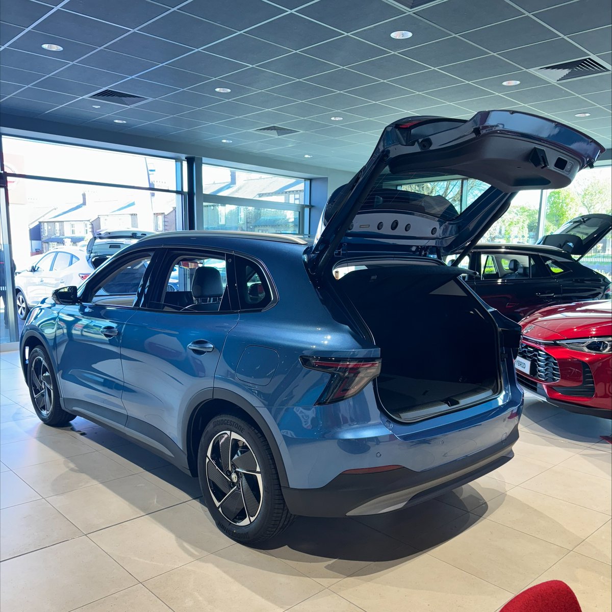 The MGS5 EV has arrived at Glyn Hopkin MG Romford &amp; Waltham Abbey! 😆 

If you want to be one of the first to get your hands on the All-New MGS5 EV - 
glynhopkin.com/mg/new-cars/ne…
