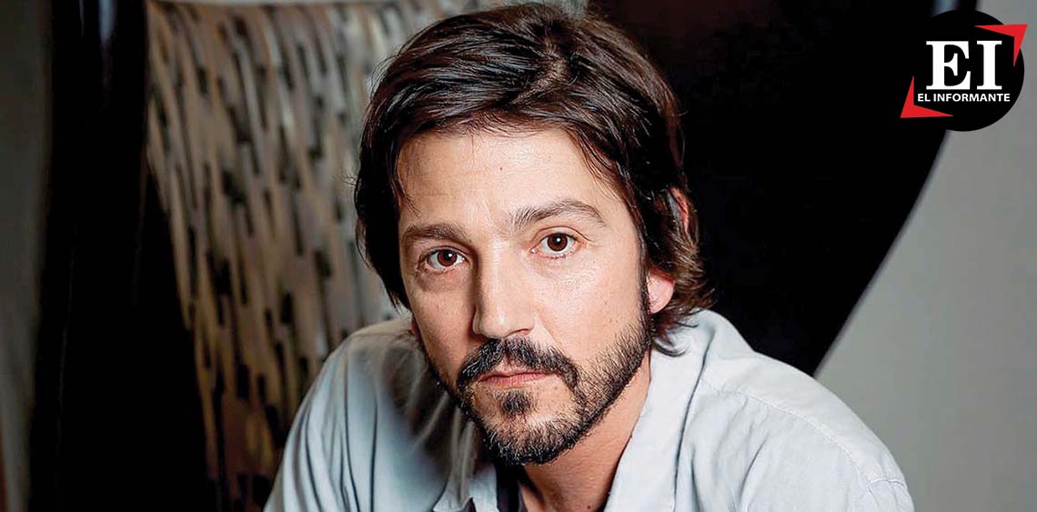 ElInformanteMX's tweet photo. Pudieron #arrestar a @diegoluna_ por llevar una #ArmaDeUtilería

Esta #experiencia la reveló en una #entrevista con @jimmykimmel, donde también habló de la #segundatemporada de #Andor.
https://t.co/ABn2RfJGvn https://t.co/Kv0s4TYIek