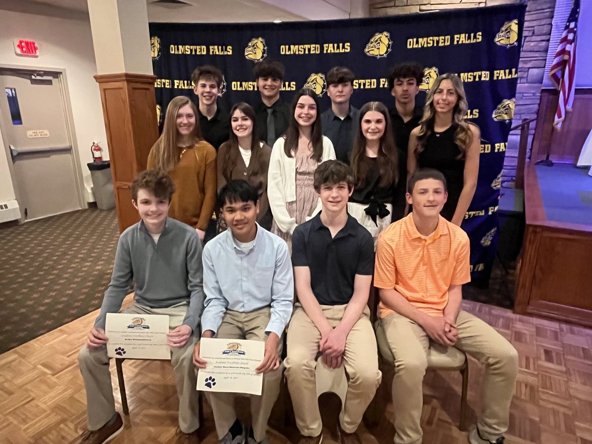 Last nights honorees from the 44th Academic Honors Banquet. Always enjoy celebrating the top 10% academic performers in each grade level. Triple A - academics! Thank to you the Academic Boosters for all you do to create great night and for the $2500 in seniors scholarships.