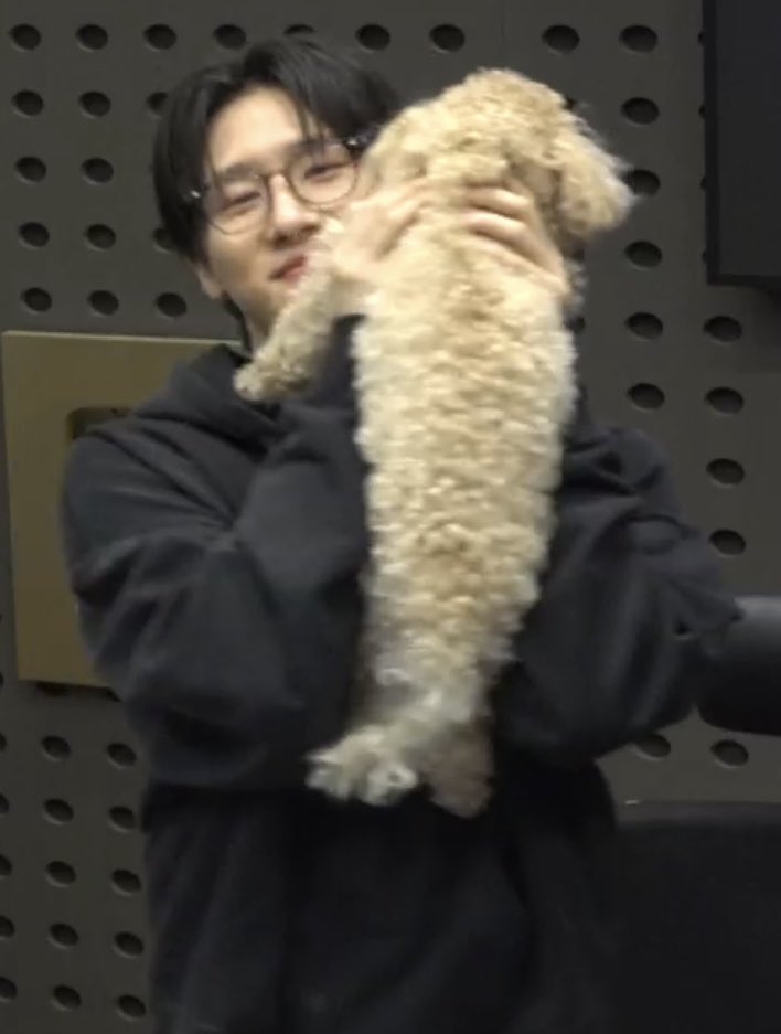 이거 강아지가 되게 물고기같다