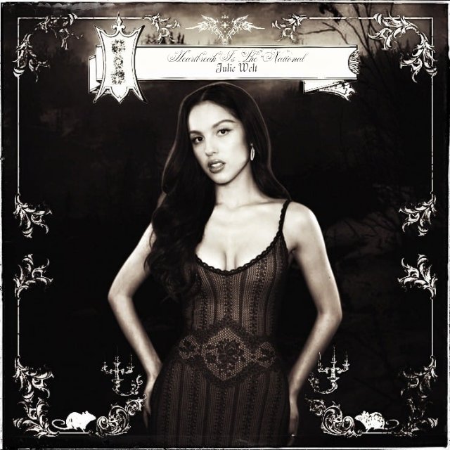 — And Album Of The Year goes to.. "Heartbreak Is The National Anthem", de <a href="/JulieWelt/">Julie Welt Brasil</a>!