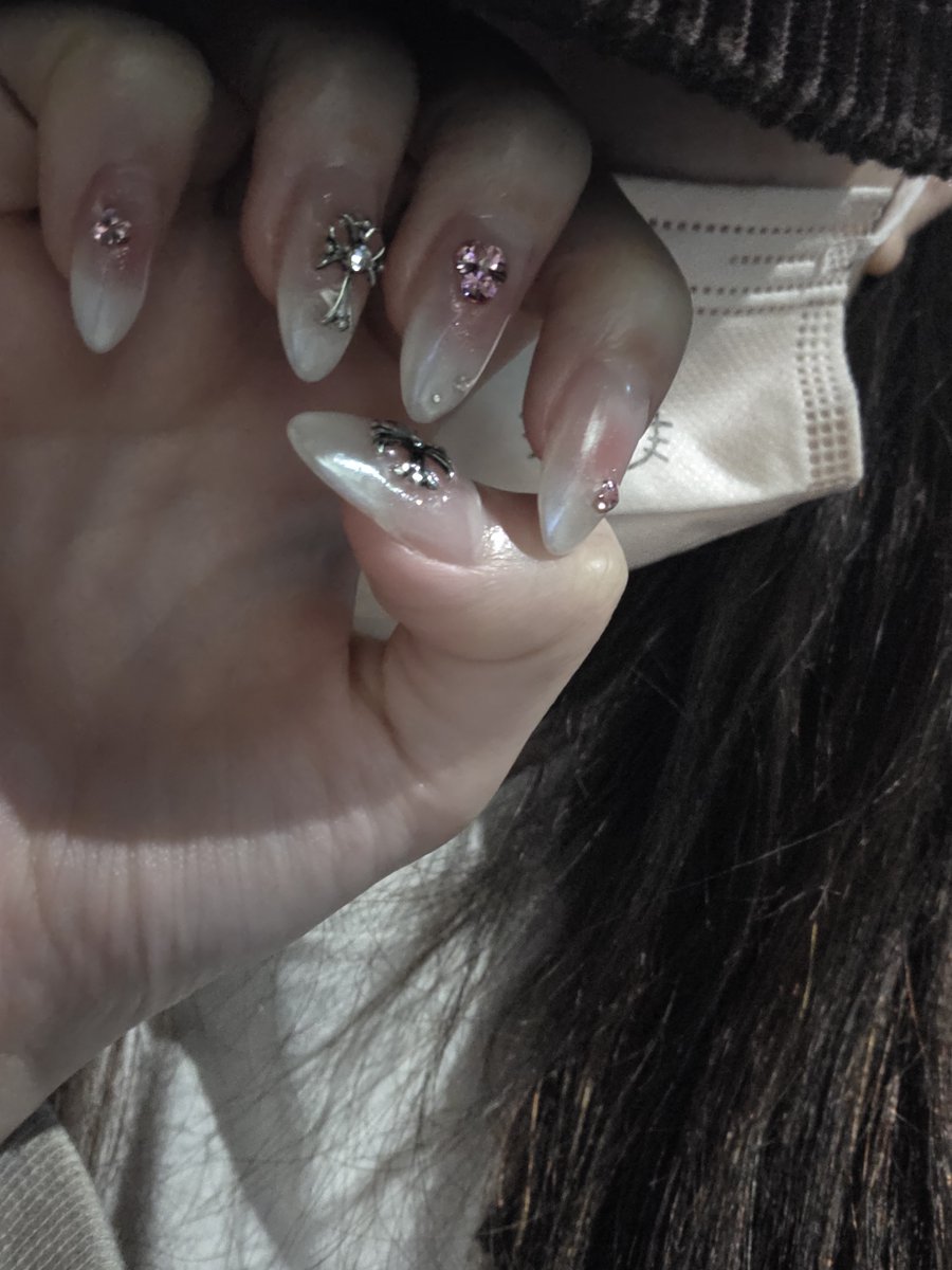 [📸] HONG EUNCHAE Weverse DM Update

“Just in case you miss me”

#르세라핌 #홍은채 #은채 #ウンチェ
#LE_SSERAFIM #HONGEUNCHAE