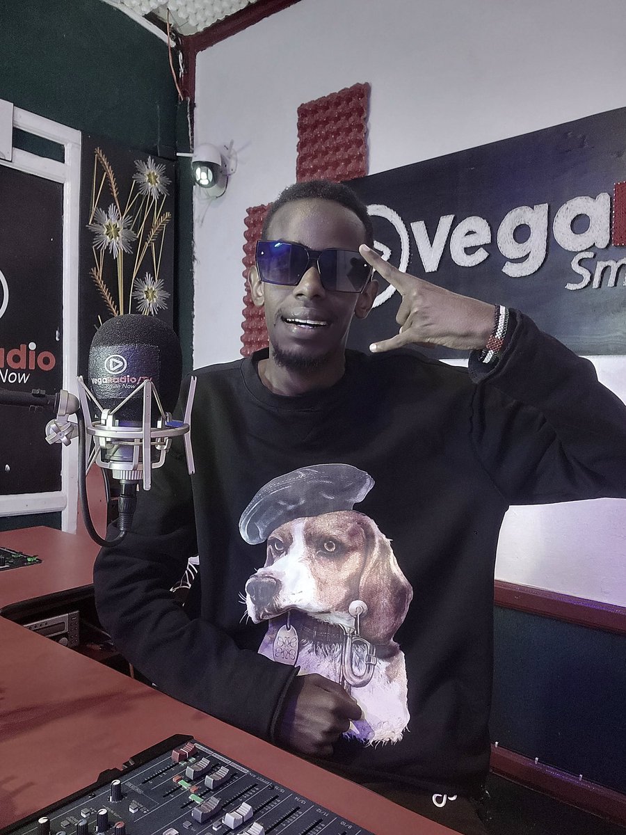 Holy Thursday to you all😍🔴📻
<a href="/amosboom7/">AMOS BOOM MC🦅</a> is here to take your radio afternoon party to the Other side😍💯.. 
#JamIn