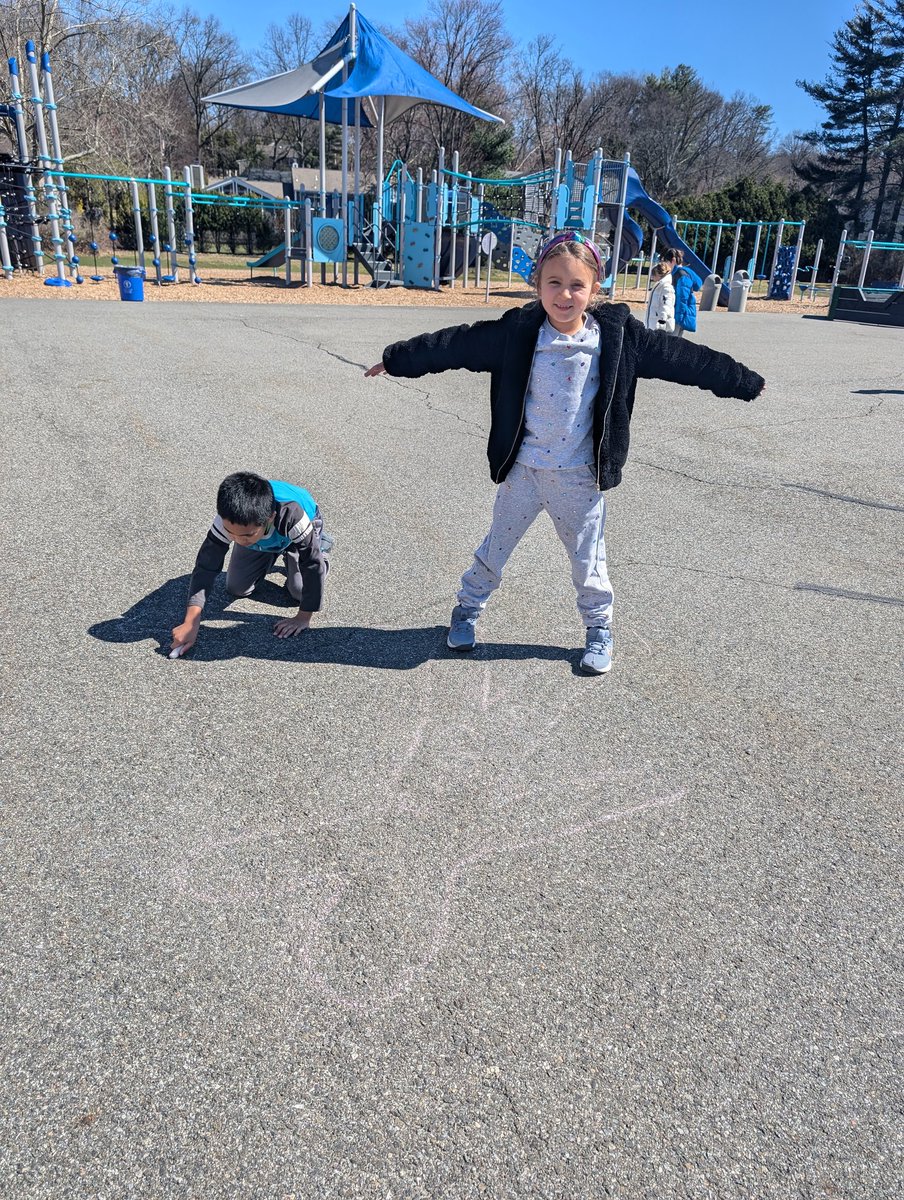 MrsPerry_MPE's tweet image. 1P learns about patterns in the sky #MPElions #welovescience