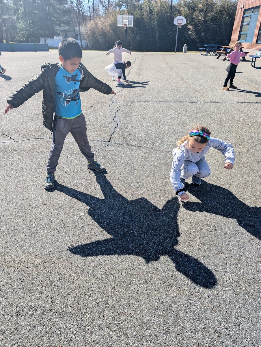 MrsPerry_MPE's tweet image. 1P learns about patterns in the sky #MPElions #welovescience