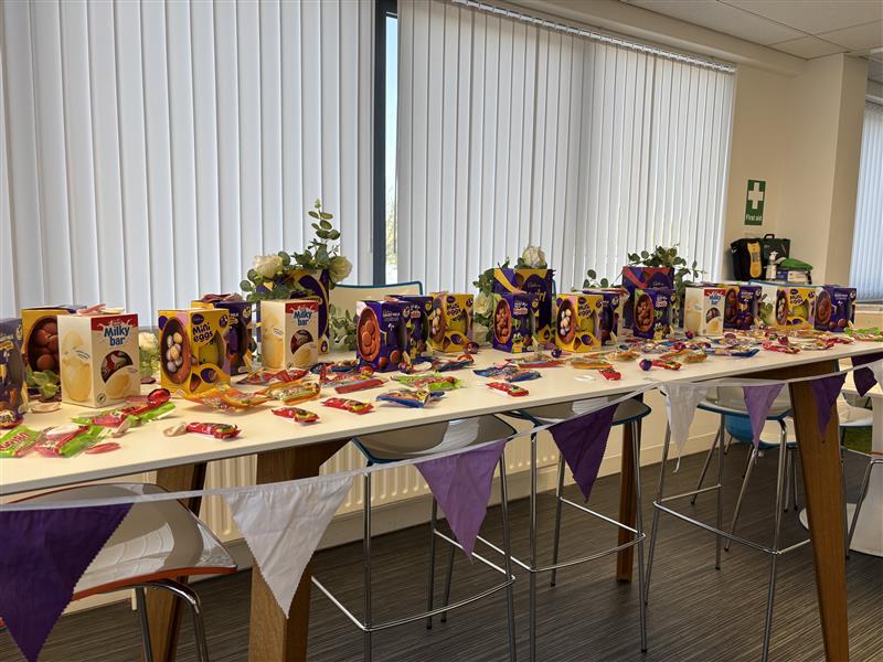 🐣 Wishing everyone a joyful and relaxing Easter!

We had a blast putting together some festive treats for our amazing team - nothing like a little egg-citement to celebrate the season! 🌷💛

Happy Easter from all of us at DRO!

#HappyEaster #TeamCelebration #EmployeeAppreciation