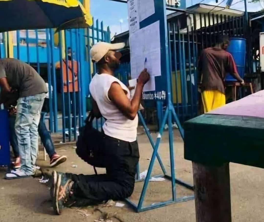 MerciLusala's tweet image. Bonjour!

Intéressé(e) par les paris sportifs en RDC ? 
Participez à notre enquête et partagez votre expérience ! 

Cliquez ici :
 ee.kobotoolbox.org/x/BGfano73

Merci de votre aide!
Aidez nous à atteindre un grand nombre en partageant le lien🙏🏾
@chauffeur243 @kakese_leon @central_sage