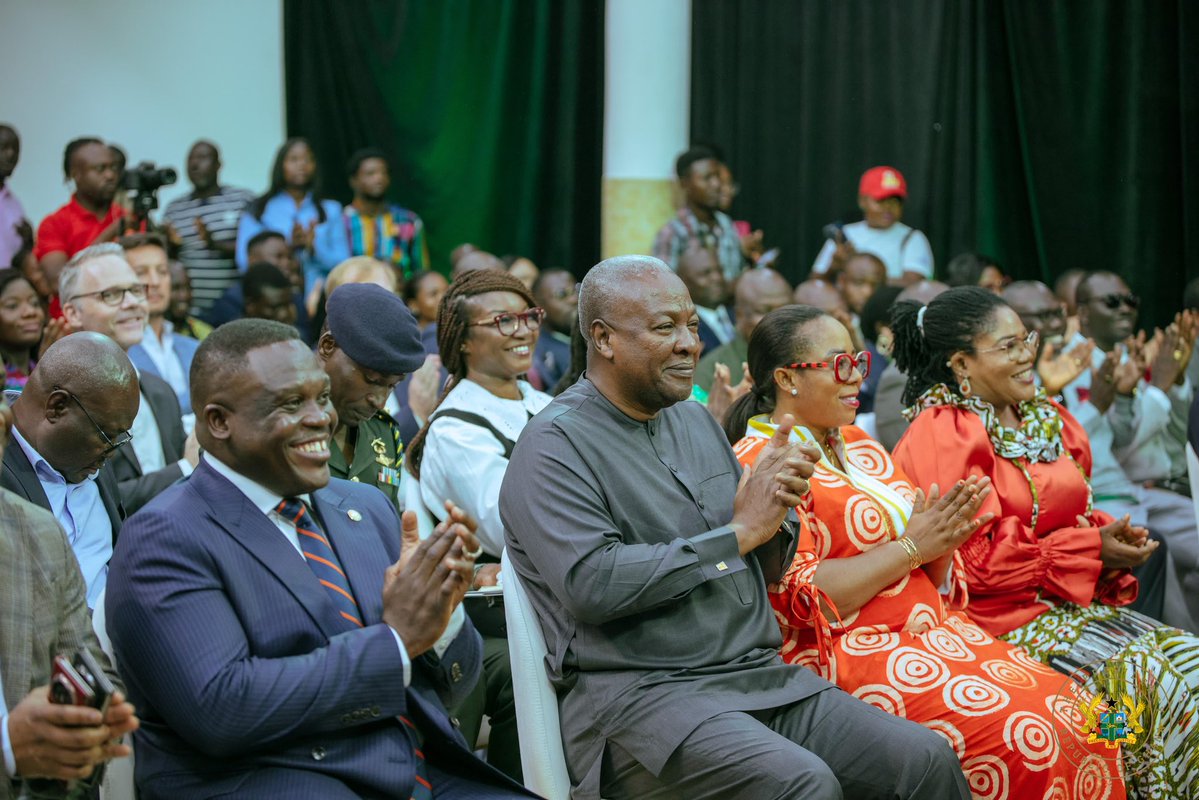HamdiaOfori's tweet photo. President @JDMahama and Hon. @samgeorgegh  launch the #1MillionCoders initiative, a game-changer for #Ghana’s digital transformation.

#AbanPapaAba https://t.co/8dgwBzco8G