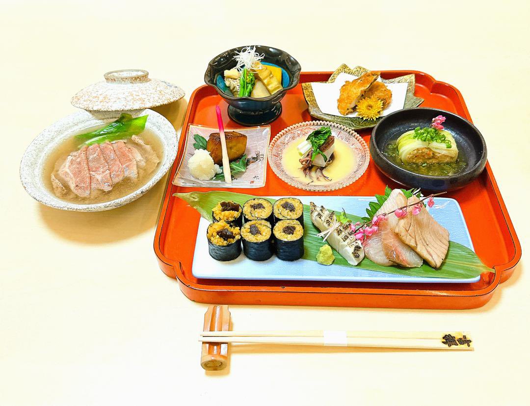 RyoteiK's tweet photo. Today’s Chef Omakase Gozen
本日のシェフお任せ御膳
RM250 https://t.co/z8Mh76sTkJ