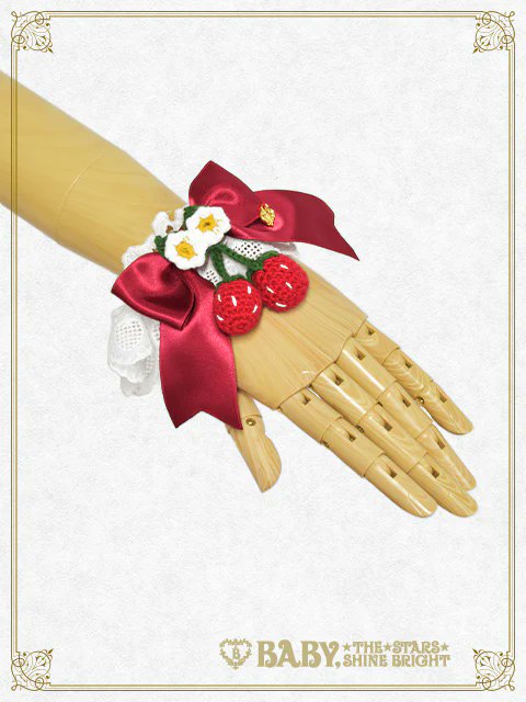 BABY ゆらゆらいちごのHappy Berry Presentお袖とめ ゆらゆらいちごのHappy Berry Present | BABY, THE STARS SHINE BRIGHT