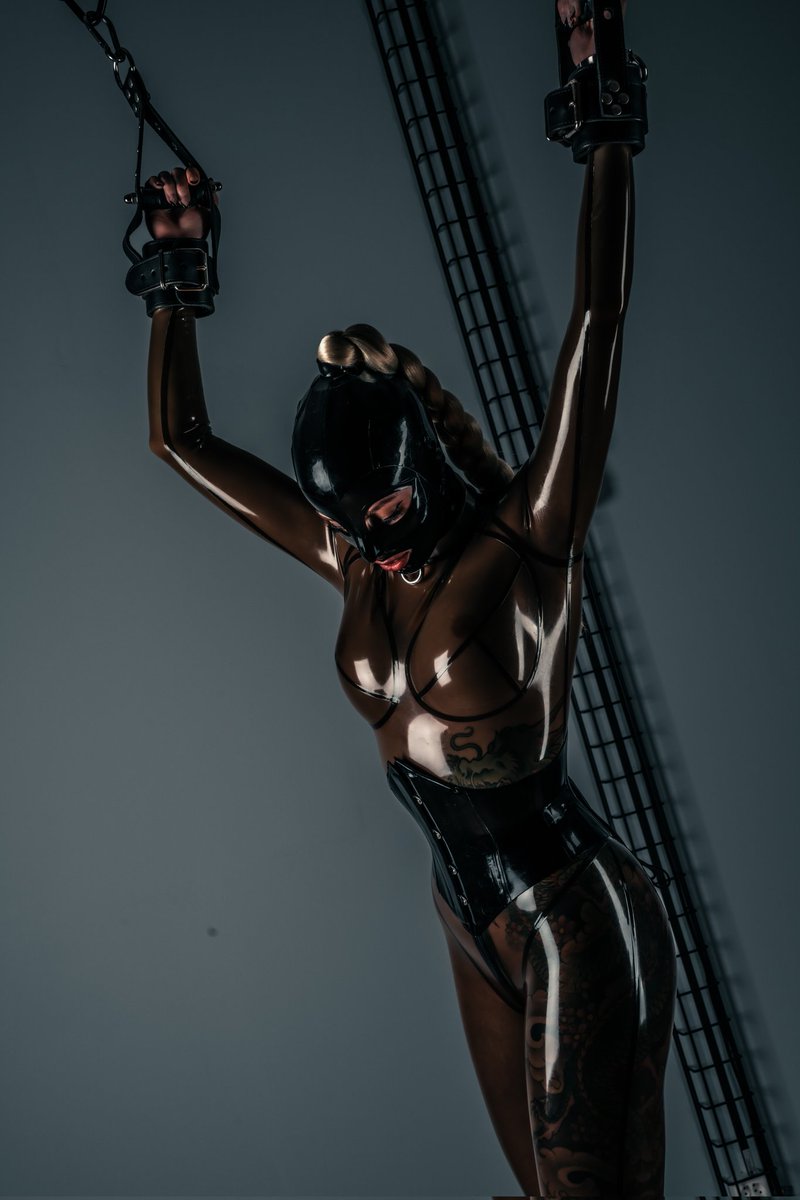 What a great color

M <a href="/Mad_feles/">Mademoiselle.Feles</a>