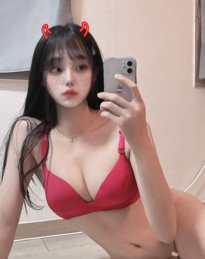 예전이 더 나았나
#라이키 #일탈 #맘눌뎀 #맘눌피 #속옷 #뱃살 #뭐요