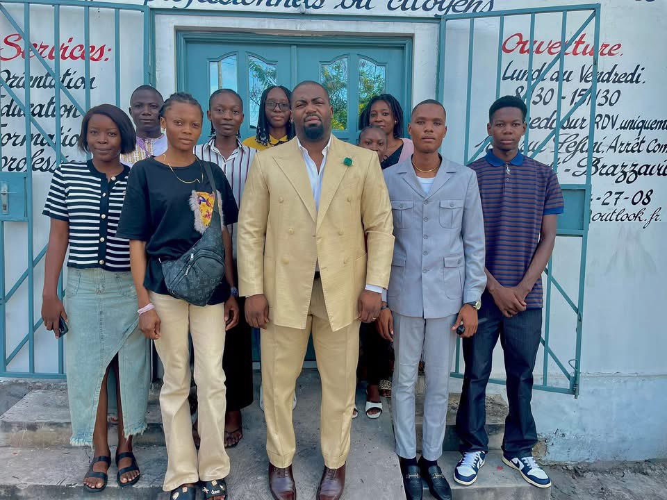 incroyable moment d’échange et d’inspiration grâce à l’association Agile Leadership 

🌟 Nous avons eu l’opportunité de discuter de la sculpture de notre personnalité, un sujet fascinant qui nous pousse à devenir la meilleure version de nous-mêmes. 💪