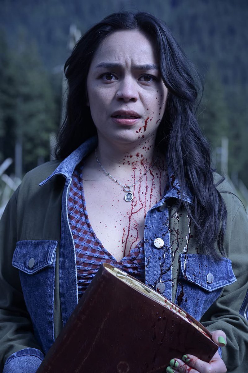 real_MrHat's tweet photo. New still from #FinalDestinationBloodlines 
In the test screening I remember her face being completely covered in what looked like CGI blood so I like that it looks like they changed it https://t.co/yYS8IXdg79