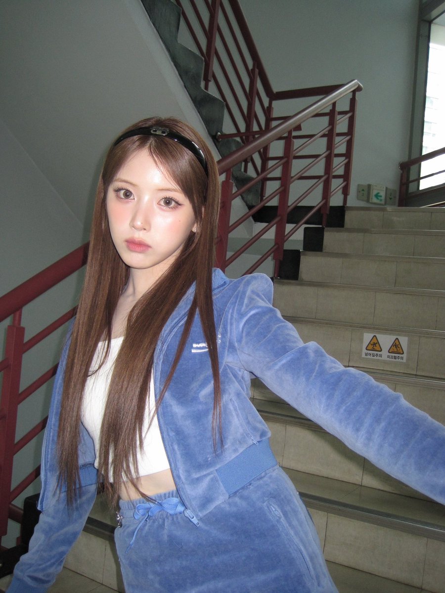 WE_NMIXX tweet picture