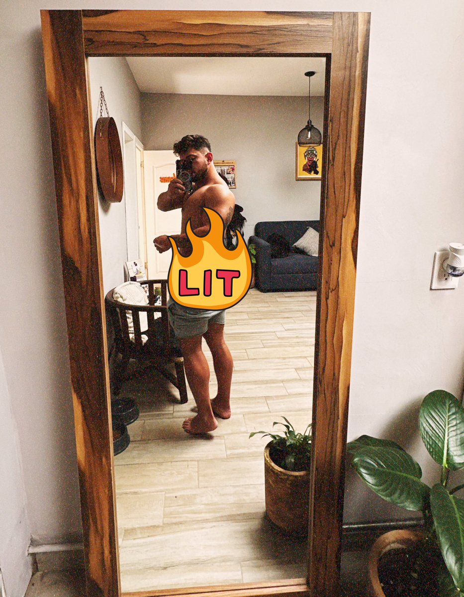 midnight_exhib's tweet photo. Se acabó el anonimato 🥱 https://t.co/4E815squKj