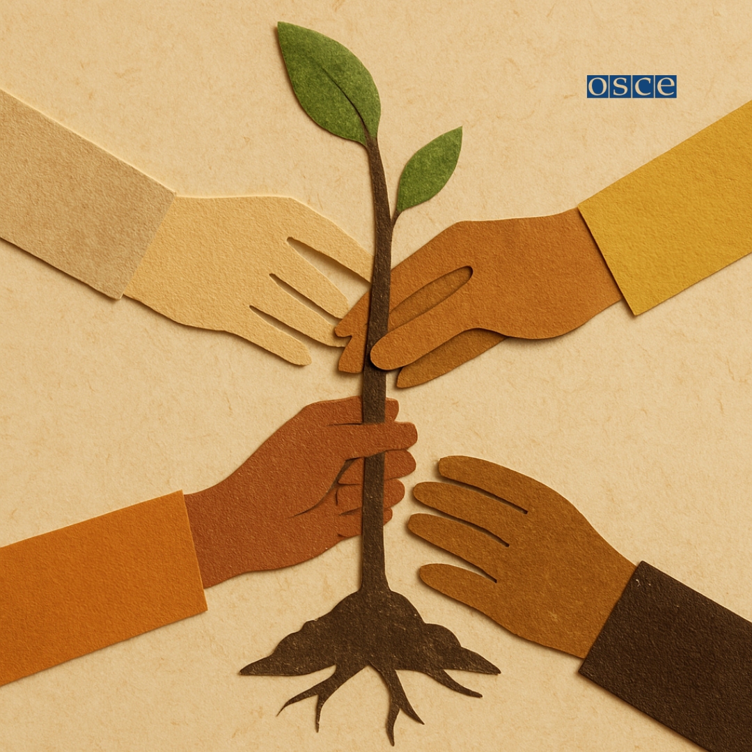 OSCE (@osce) on Twitter photo 🕊️ Religious communities in Kyrgyzstan are coming together to plant trees, heal divides, and build resilience together.
🌱 It's a new common ground on a path toward a greener, safer, and more secure world 👉 bit.ly/4ie3JFg
<a href="/oscebishkek/">OSCE Programme Office in Bishkek</a> 🕊️ Religious communities in Kyrgyzstan are coming together to plant trees, heal divides, and build resilience together.
🌱 It's a new common ground on a path toward a greener, safer, and more secure world 👉 bit.ly/4ie3JFg
<a href="/oscebishkek/">OSCE Programme Office in Bishkek</a>