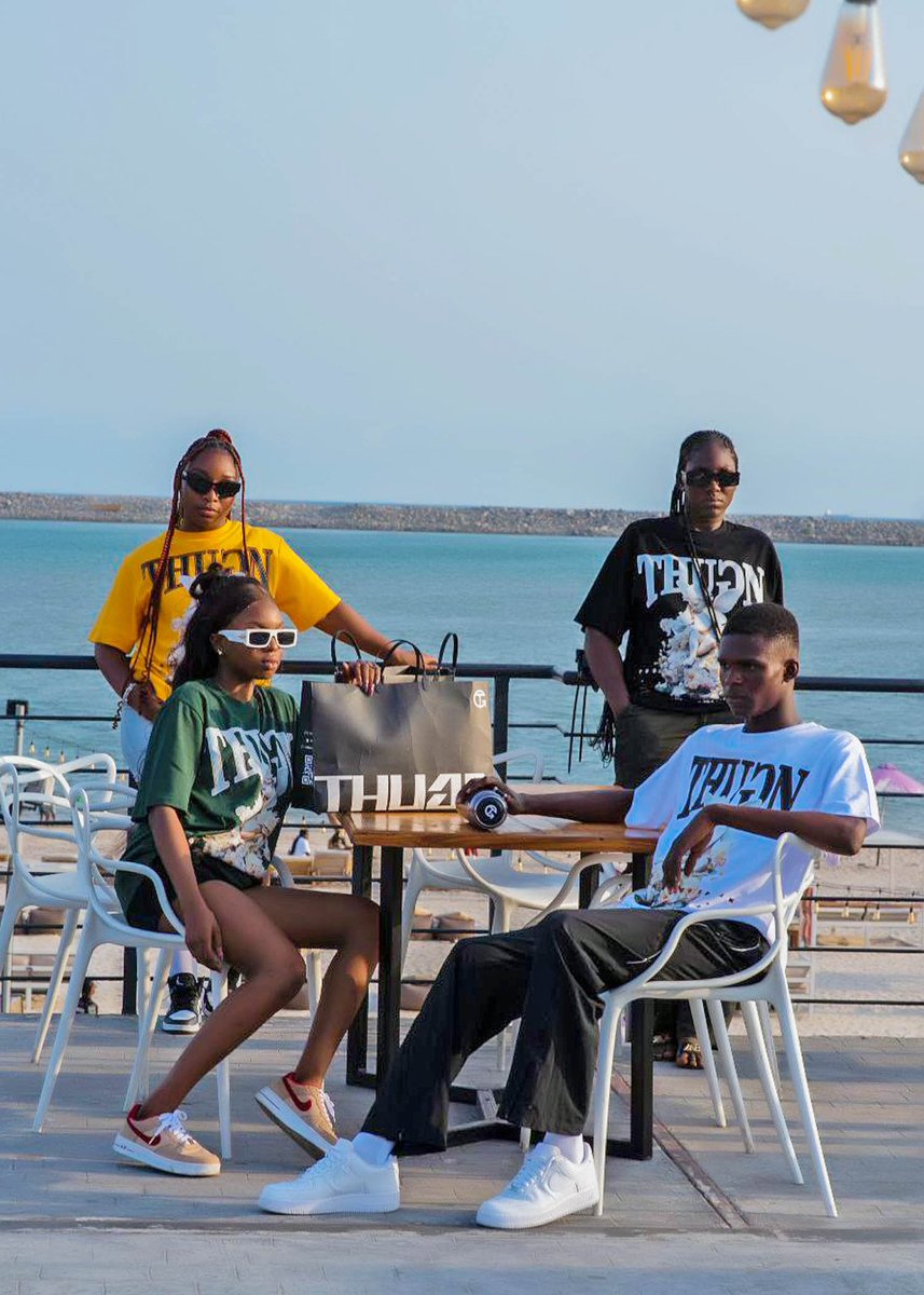 shopthugn's tweet image. Collection - Too Thug to Break
Influencing and dominating the culture because we are minimalistic yet bold.

SHOP NOW!!
Available in Black, White, Green via, and Yellow

#TooThugToBreak #StreetwearStyle #BoldMinimalism 
#ThugCulture
 #MinimalButBold #StreetStyleVibes #NewDrop